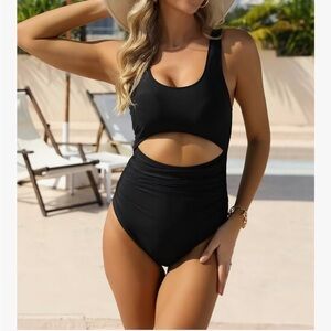 VIMPUNEC NWT M SEXY BLACK CUT OUT TUMMY CONTROL ONEPIECE Swimsuit